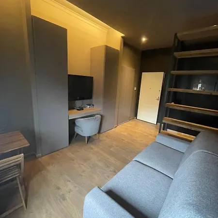 New Luxury Stunning Bilo Apartment In The Heart Of Milan Moscova-3